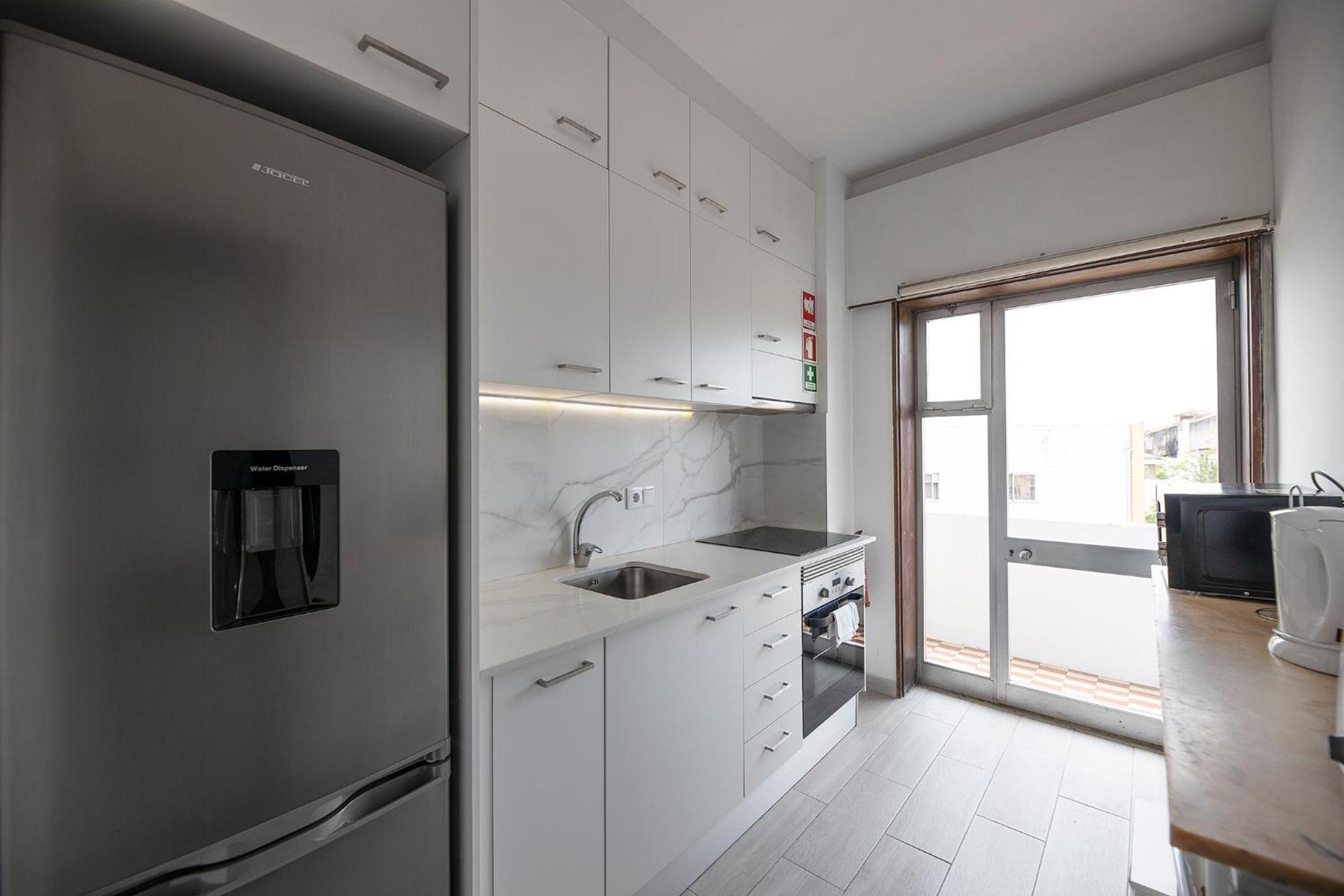 Flh Porto Spacious Apartment With Balcony Ngoại thất bức ảnh
