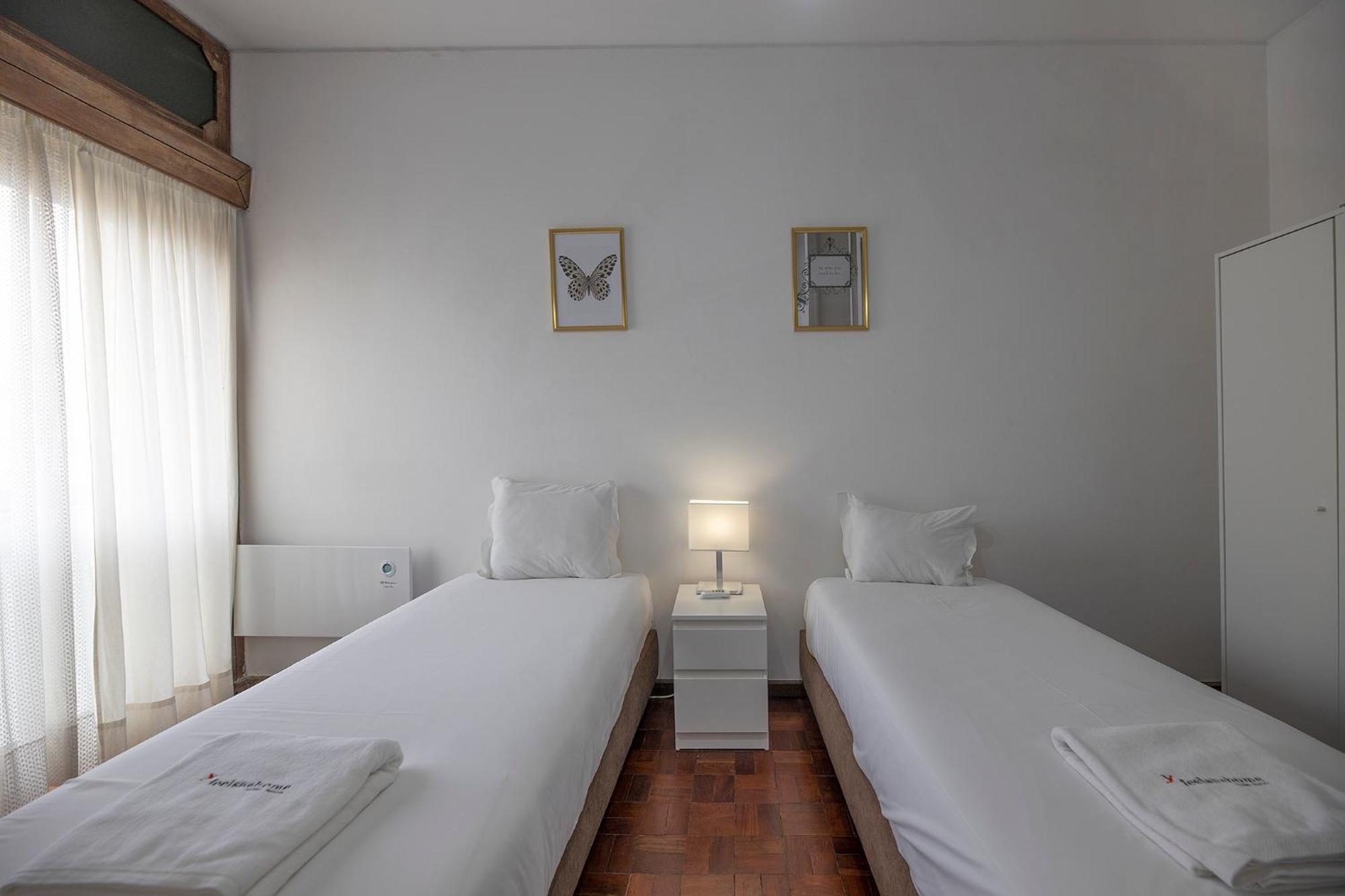 Flh Porto Spacious Apartment With Balcony Ngoại thất bức ảnh