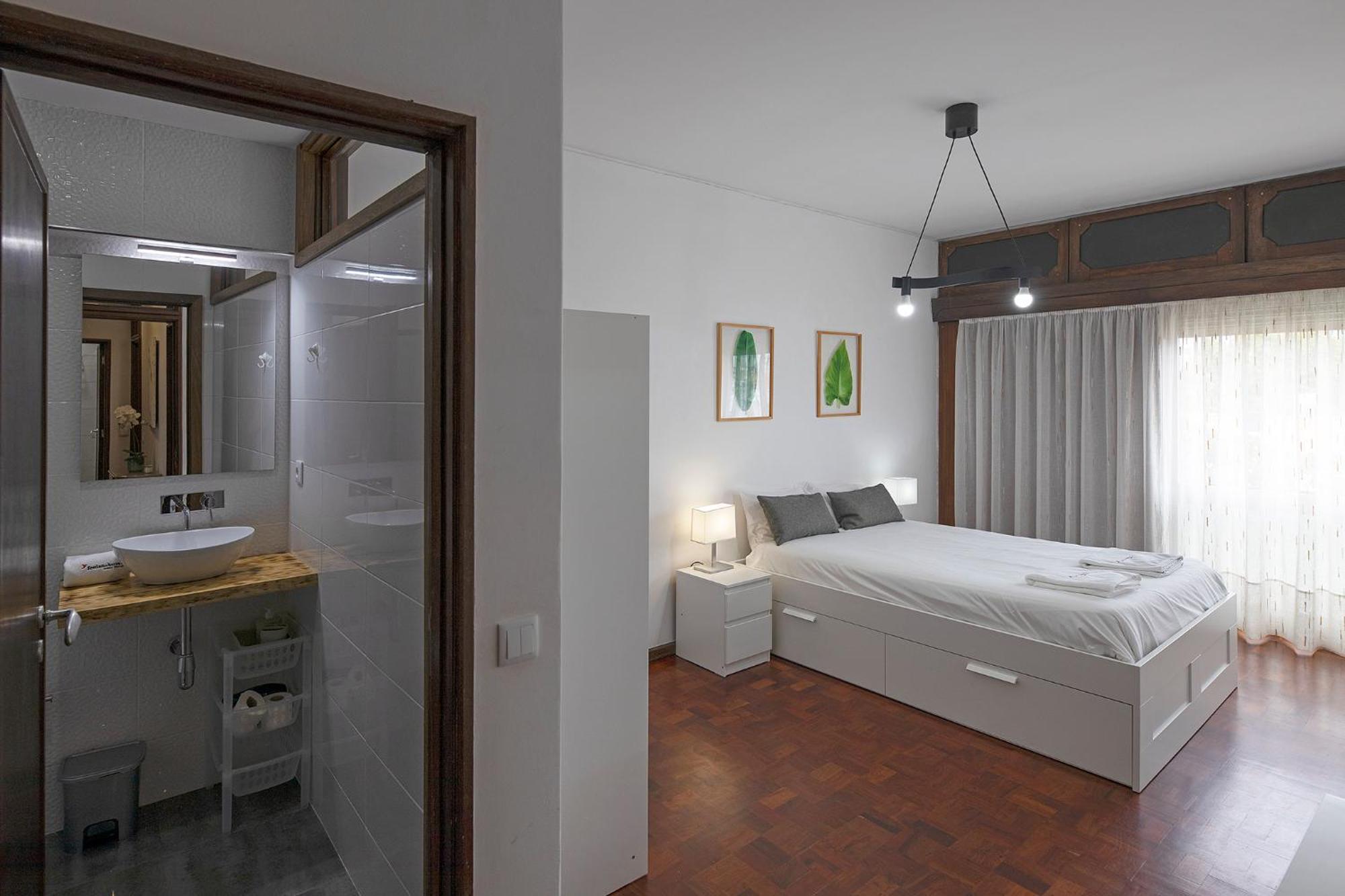 Flh Porto Spacious Apartment With Balcony Ngoại thất bức ảnh